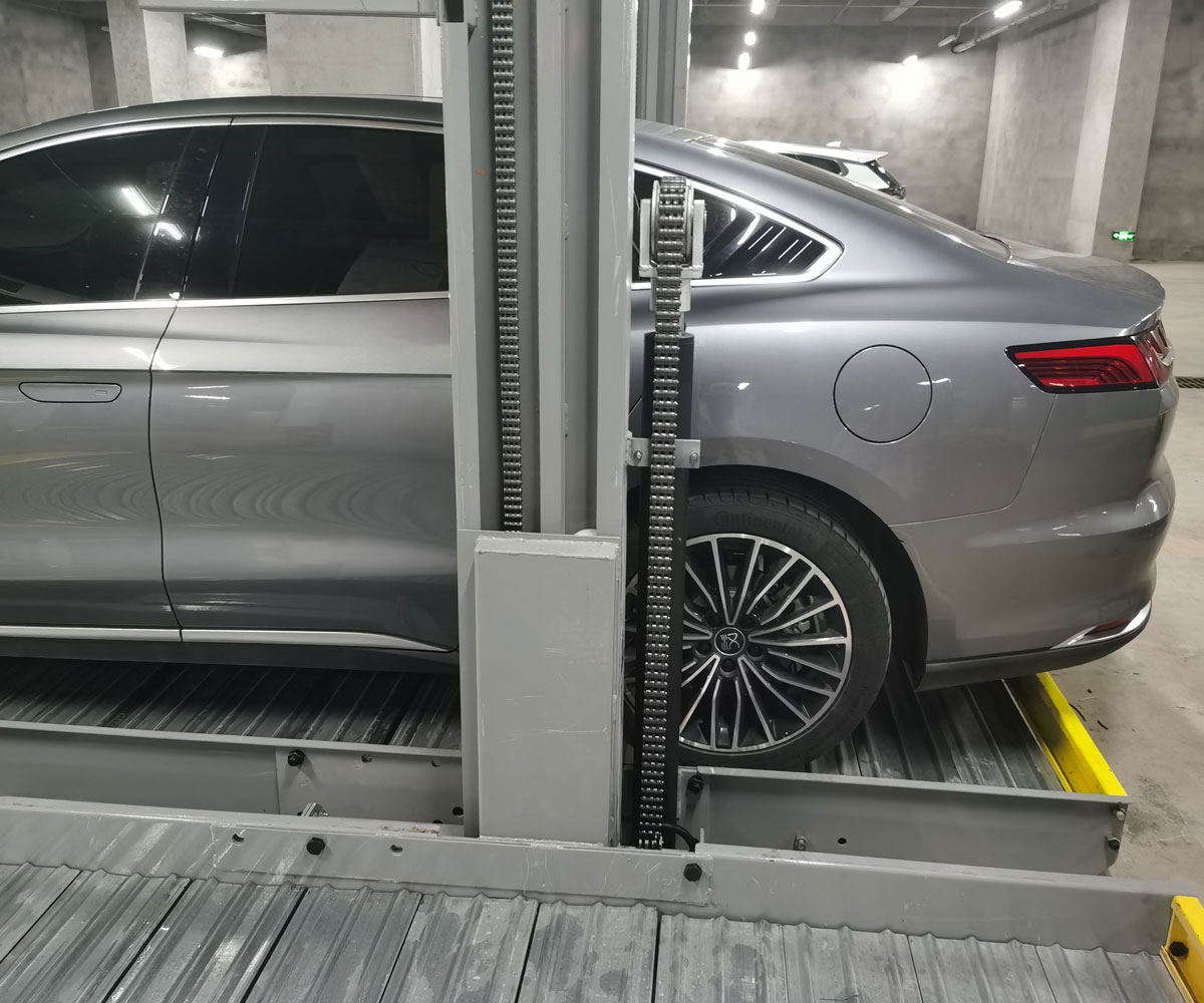 四柱簡易升降機(jī)械立體停車設(shè)備二手